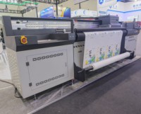 Imprimante UV hybride automatique grand format 1,8 m avec 4 à 8 têtes I3200, encre UV ECO, imprimante publicitaire UV rouleau-à-rouleau
