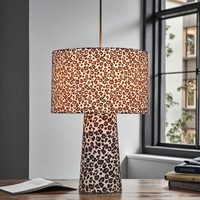 Lampe de table moderne et simple pour la lecture et l'étude, abat-jour en tissu imprimé léopard, douille E14, alimentation électrique pour salle de lecture