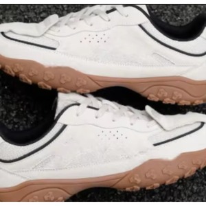 Chaussures de sport décontractées de style designer, en daim de haute qualité, semelle extérieure en caoutchouc, fermeture à lacets, tendance mode, antidérapantes, amortissantes - Product Image 3