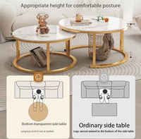 Ensemble de 2 tables basses gigognes rondes en marbre avec structure en acier inoxydable doré, style moderne et luxueux pour salon