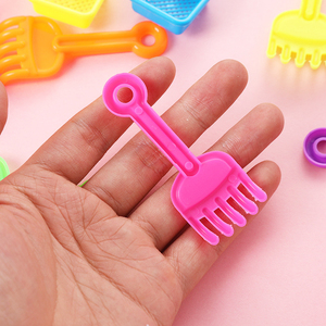 <span class=keywords><strong>Mini</strong></span> <span class=keywords><strong>jouet</strong></span> d'été <span class=keywords><strong>en</strong></span> gros <span class=keywords><strong>en</strong></span> plastique couleur enfants jardin plage sable gadgets ensemble jouets seau sablier <span class=keywords><strong>pelle</strong></span> bébé enfants jouets - Product Image 2