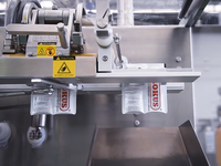 Machine d'emballage, de remplissage et de scellage de sachets de café certifiée CE S-180T HFFS, sachet double, scellage sur 3 ou 4 côtés