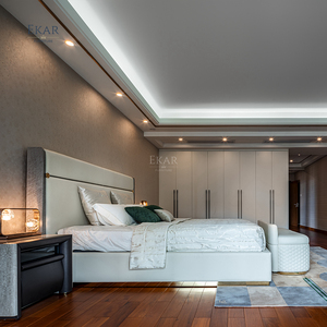 <span class=keywords><strong>Table</strong></span> <span class=keywords><strong>de</strong></span> <span class=keywords><strong>chevet</strong></span> en métal brossé <span class=keywords><strong>doré</strong></span> et verre gris-<span class=keywords><strong>Table</strong></span> <span class=keywords><strong>de</strong></span> <span class=keywords><strong>chevet</strong></span> luxueuse - Product Image 3