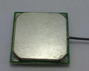 Antenne GPS active 1575,42 MHz, antenne de voiture à patch céramique interne sur circuit imprimé pour la communication - Product Image 3