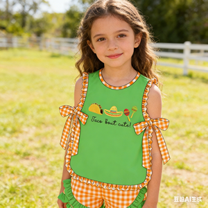 Preventa al por mayor: Conjuntos de ropa de verano suave con estampado navideño para hermanas, diseño 'Taco' Bout Cute Girls, para niños pequeños, moda boutique, MOQ 5 unidades. - Product Image 6