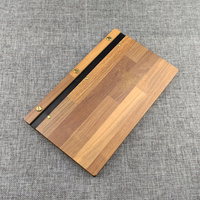 Carpeta de archivos de menú de cuaderno con cubierta de madera de bambú y correa de cuero de lujo personalizada para restaurante Hotel Wine Bar