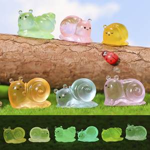 Statuette di Insetti in Resina Mini Carine all'Ingrosso, Luminose al Buio: Lumache, Bruconi, Coccinelle, Lucertole per Decorazioni Micro Paesaggistiche <span class=keywords><strong>e</strong></span> Case delle Bambole - Product Image 3