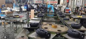 Schwenkbare <span class=keywords><strong>10</strong></span>-Zoll-Schwenkindustrie-Gummireifen pneumatische Rotorrad-Höherkugel-Rennbahn-Container-Rolle - Product Image 5