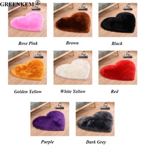 Nouveau plus taille coeur conception Photo accessoires fond manucure pratique coussin pliable lavable doux fourrure ongles Table tapis - Product Image 3