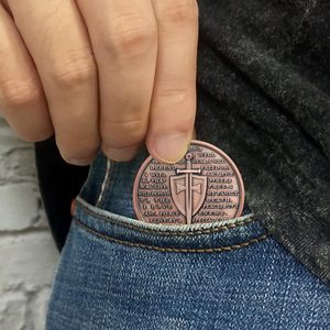 Moneta Commemorativa Personalizzata Cavaliere e Leone: Medaglione del Valore Cavalleresco e dello Scudo Sacro |   Regali Commemorativi per Collezionisti, Storici - Product Image 6