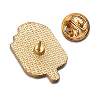 Offre Spéciale nouveau Style crème glacée épinglettes en gros mignon dessin animé vêtements décoration Badge personnalisé métal doux émail broche crème glacée