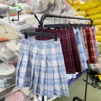 Ventes en gros de t-shirts pour femmes, vêtements d'occasion, Chine, haute qualité, grade A, couleurs mélangées, polyester/coton, en balles