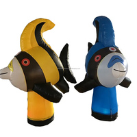 Vente en gros de flotteurs gonflables personnalisés en tissu Oxford 210D en forme de poisson-clown, jouet aquatique pour enfants pour les jeux d'été