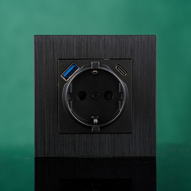 Brushed Aluminum Panel EU Standard 250V 16A German Wall Power Socket Outlet with PD 20W Fast Charging USB Type A & C