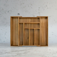 Organisateur de tiroir en bois d'acacia à 8 compartiments pour couverts et ustensiles de cuisine avec séparateurs rainurés, plateau de rangement gain de place pour la cuisine