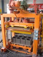 Machine à Briques Hydraulique Économique et Très Vendue pour Fabrication de Blocs de Ciment