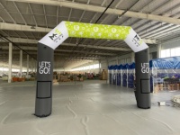 Arche gonflable publicitaire extérieure personnalisée en tissu Oxford avec finition chanfreinée pour événements de marathon