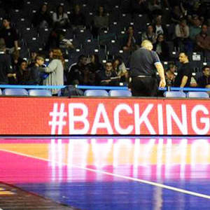 Pantalla LED Perimetral para Estadios Deportivos P8, Precio de Fábrica, Marcador de Video, Pantalla LED para Exteriores con Soporte de Piso, Alto Brillo - Product Image 5