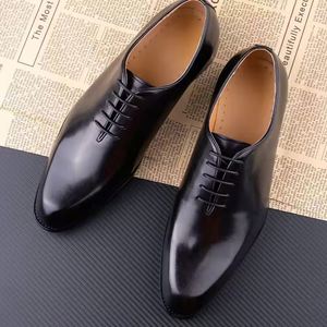 British Oxford Leather Retro Style Business Formal Men's Classic Square Toe Anti-Slip Breathable Lightweight Handcrafted Shiny - Product Image 5