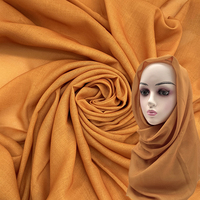 Vente en gros de tissu en mousseline de soie de polyester teint, hijab musulman, écharpe, motif tissé, respirant et confortable, design uni, certifié EN pour filles
