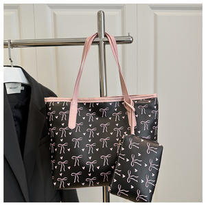 Nouveau sac fourre-tout imprimé nœud papillon, tendance hiver-été, à bandoulière unique, avec fermeture éclair, grand format, et ensemble de pochettes - Product Image 3