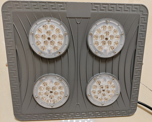 Commercial Horticulture Grow Light LED Grow Light Vertical Farming Light Full Spectrum