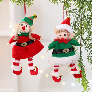 Elfi di Natale in Tessuto, Decorazioni Pendenti Verdi e Rosse, Ornamenti Personalizzati per Albero di Natale - Product Image 2