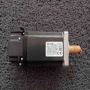 Moteur servo AC Mitsubishi Electric HG-KR43 1,5 kg monophasé pour machines-outils - Product Image 2