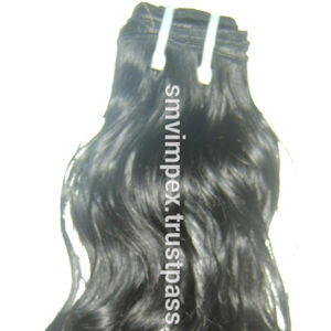 Pelo crudo de calidad de la India. El Remy indio virgen 100% sin procesar asegura una extensión de cabello ondulado de calidad. - Product Image 1