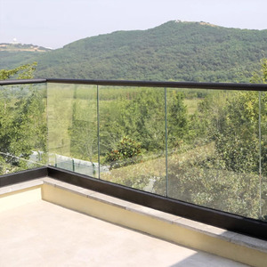 Modern minimalistisch frameloos balkon gelamineerd glazen balustrade aluminiumlegering trapleuning <span class=keywords><strong>U</strong></span>-profiel balustrades poedercoating veiligheid - Product Image 2