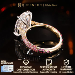 Anello di Lusso in Oro Giallo e Bianco 18K con Diamante Ovale e Halo Nascosto Rosa Bicolore Stile Celebrità per Fidanzamento - Product Image 4