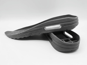 <span class=keywords><strong>Semelle</strong></span> épaisse boostée <span class=keywords><strong>transparente</strong></span> LOGO de couleur personnalisé <span class=keywords><strong>Semelle</strong></span> de chaussure en PVC TPU souple confortable et décontractée - Product Image 6