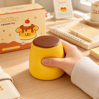 Jouet anti-stress souple en forme de pudding au caramel
