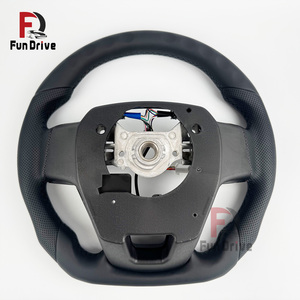 Volante de Cuero para Auto, Directo de Fábrica, Costuras Negras Deportivas, Compatible con <span class=keywords><strong>Toyota</strong></span> Land Cruiser LC300 LC79 LC70 Hilux Fortuner - Product Image 3