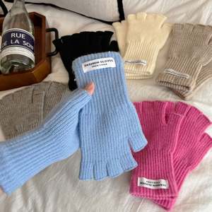 Nuevos Guantes de Lana para Estudiantes, Protección contra el Frío para Mujer, Guantes Largos con Dedos Descubiertos para Escribir en la Oficina o Ciclismo - Product Image 2