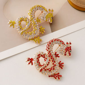 Broche en forma de dragón de diamante de estilo chino, broche de dragón rojo amarillo de cristal de diamantes de imitación grandes para mujer - Product Image 2