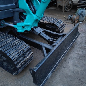 Mini-excavatrice sur chenilles d'<span class=keywords><strong>occasion</strong></span> Kobelco SK55SR d'origine en excellent état – Performances exceptionnelles - Product Image 3