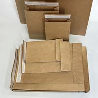 Petite enveloppe d'expédition sécurisée en papier kraft biodégradable et recyclable, imprimée sur mesure, avec fermeture pour un envoi express pratique