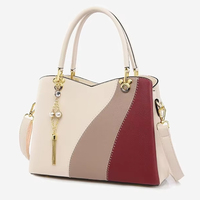 2025 nouvelle génération usine en gros en cuir souple décontracté mode femmes sac à main sangle unique mère sac de messager Polyester