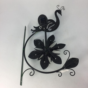 Lámpara de Pared con Forma de Pavo Real, Alimentada por Energía Solar, Luz LED para Jardín, Decoración para Exteriores, Letrero de Bienvenida, Arte Metálico - Product Image 2