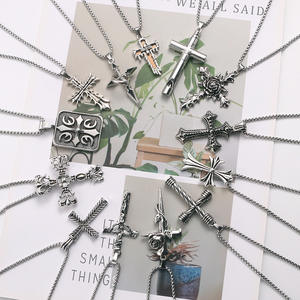 Collier pendentif croix Tiyo en acier inoxydable plaqué argent, chaîne à maillons unisexe, design géométrique, style tendance, bijoux Zhejiang - Product Image 3