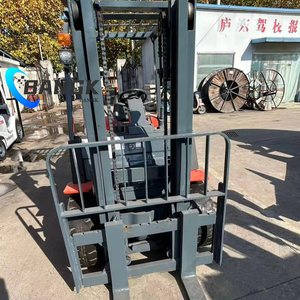 中古フォークリフト HELI 35 フォークリフト 3.<span class=keywords><strong>5</strong></span>トン 中古カレティーヤ・エレバドーラ ディーゼル 3トン CEフォークリフト販売中 - Product Image 3