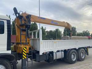 <span class=keywords><strong>Camion</strong></span> grue d'occasion HOWO 8x4 de 14,5 m de long, 14 tonnes, modèle 2021, <span class=keywords><strong>à</strong></span> <span class=keywords><strong>vendre</strong></span> – <span class=keywords><strong>Camion</strong></span> grue pick-up d'occasion <span class=keywords><strong>à</strong></span> bas prix de Chine - Product Image 2