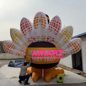 Gigantesco Tacchino Gonfiabile Alto 4,5m - Decorazione per il Ringraziamento e Palloncini a Forma di Tacchino - Product Image 2