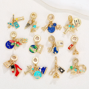 Pendentifs de bijoux électroplaqués en cuivre pur, multicolores, motifs Avion, Valise, Étoile de mer, Fille, breloques combinées DIY, pour le commerce transfrontalier - Product Image 1