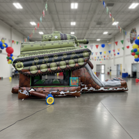 Château gonflable commercial avec toboggan et zone de jeu, thème voiture, pour fêtes et événements en extérieur
