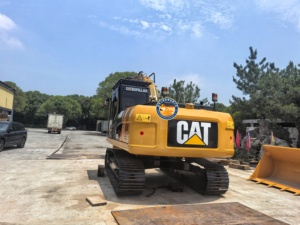 เครื่องจักรก่อสร้างมือสอง CAT320 CAT320D2 รถขุดตีนตะขาบมือสองสำหรับขาย - Product Image 4