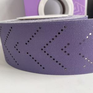 Rouleau de feuille abrasive violet multi-trous 70 mm X 12 m papier <span class=keywords><strong>abrasif</strong></span> pour rouleau de ponçage automobile pour la réparation de carrosserie - Product Image 4