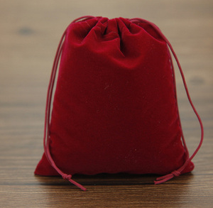 Sac d'emballage pour bijoux <span class=keywords><strong>en</strong></span> velours, emballage <span class=keywords><strong>cadeau</strong></span>, sac à bijoux haut de gamme, de haute qualité, fabrication professionnelle, vente <span class=keywords><strong>en</strong></span> gros personnalisée - Product Image 2