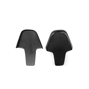 Couverture de dossier de siège en fibre de carbone véritable pour OLIVER G87 G80 F91-F98 G42 2020+ - Product Image 1